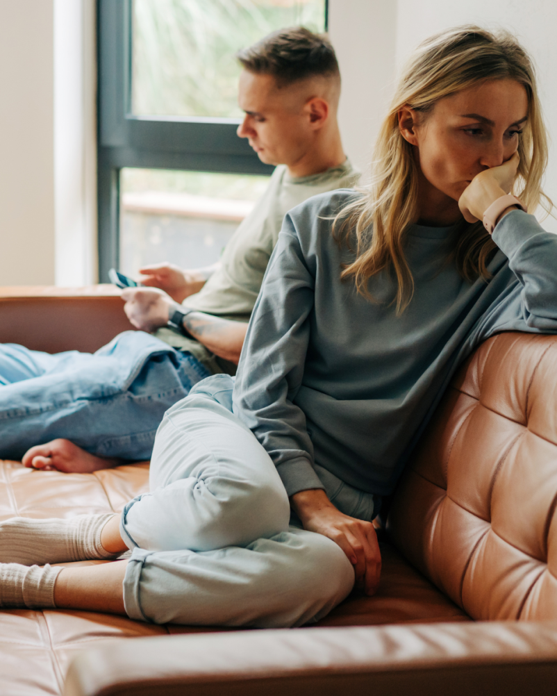 15 Red Flags You Should Never Ignore in a Relationship